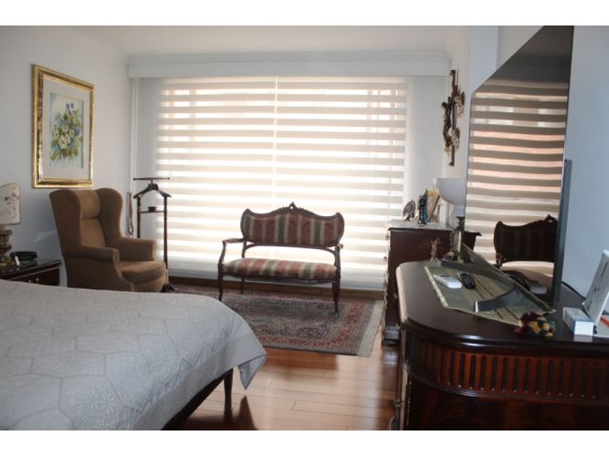 Apartamento de 3 alcobas en venta en Chicó Navarra, Bogotá, 180 m² · foto 8 de 23