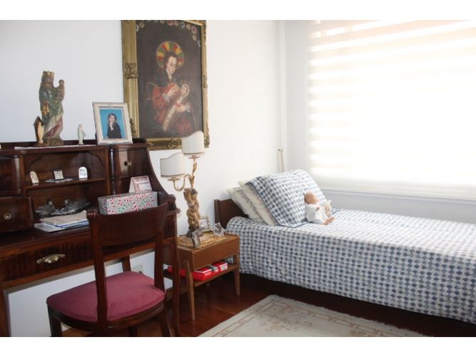Apartamento de 3 alcobas en venta en Chicó Navarra, Bogotá, 180 m² · foto 12 de 23
