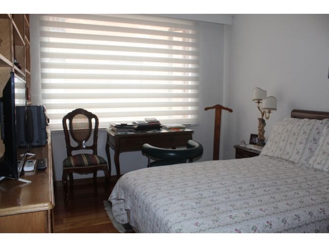Apartamento de 3 alcobas en venta en Chicó Navarra, Bogotá, 180 m² · foto 15 de 23