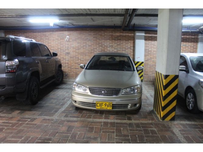 Apartamento de 3 alcobas en venta en Chicó Navarra, Bogotá, 180 m² · foto 22 de 23