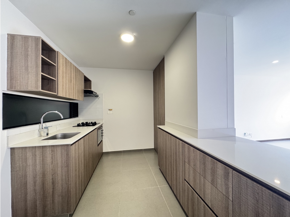 1BR Apartment in Loma del Escobero (64 m²) - 3