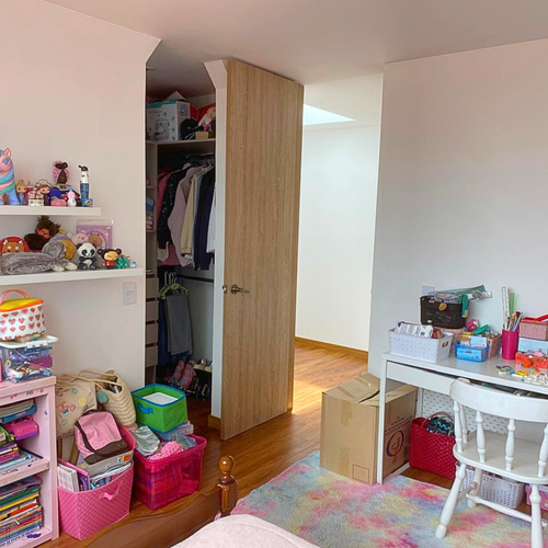 Apartamento de 4 alcobas en venta en Santa Barbara, Bogotá, 276 m² · foto 8 de 21