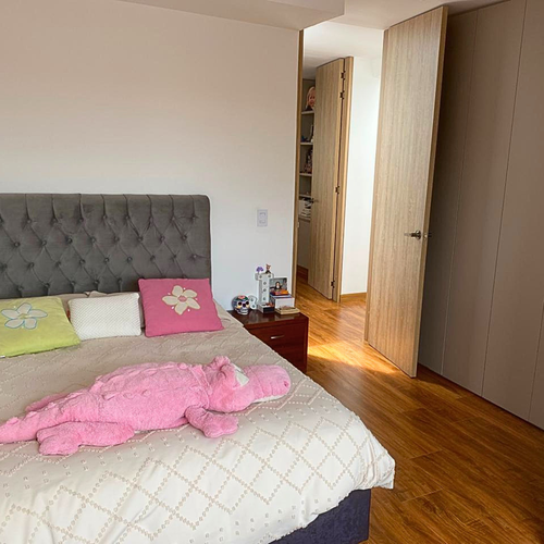 Apartamento de 4 alcobas en venta en Santa Barbara, Bogotá, 276 m² · foto 12 de 21