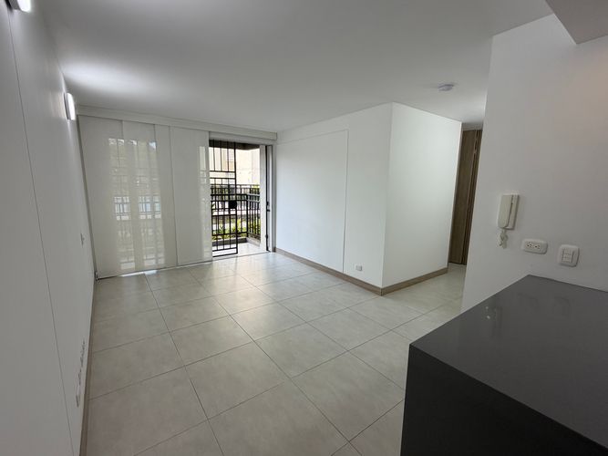 Apartamento de 3 alcobas en venta en Prados Del Norte, Cali, 73 m² · foto 11 de 14