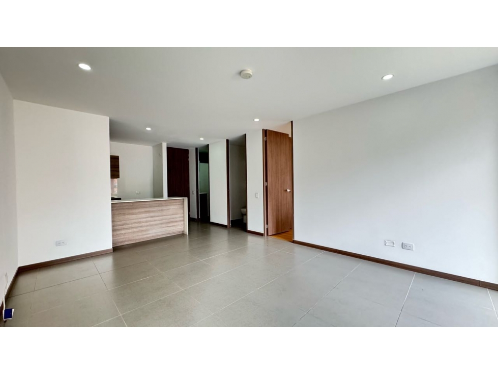 1BR Apartment in Escobero (60 m²) - 2