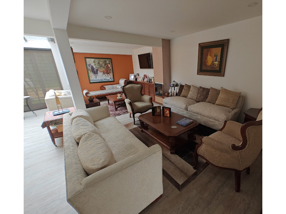 Casa en venta en Cedritos, Bogotá · foto 3 de 15