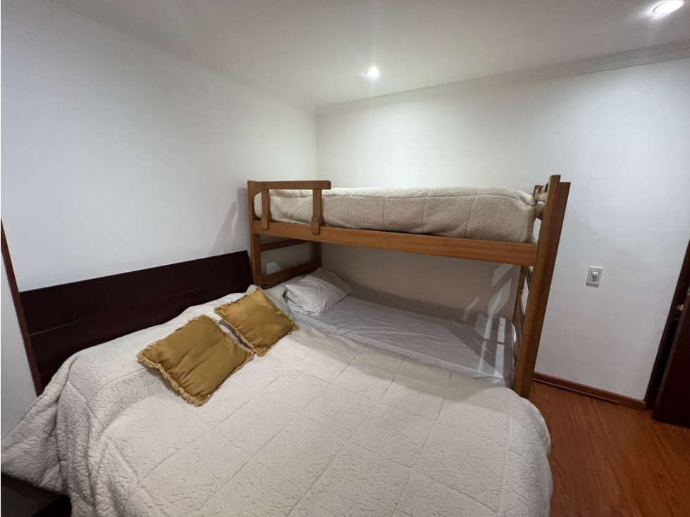 Apartamento en venta en Quinta Paredes, Bogotá · foto 6 de 13