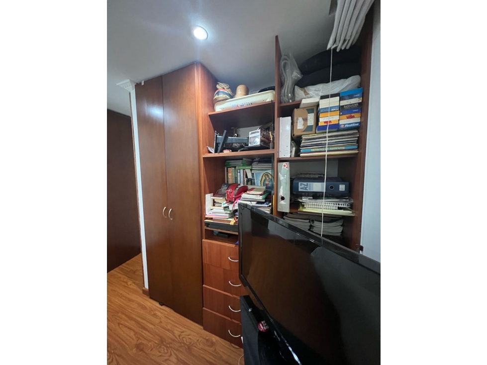 Apartamento en venta en Quinta Paredes, Bogotá · foto 10 de 13