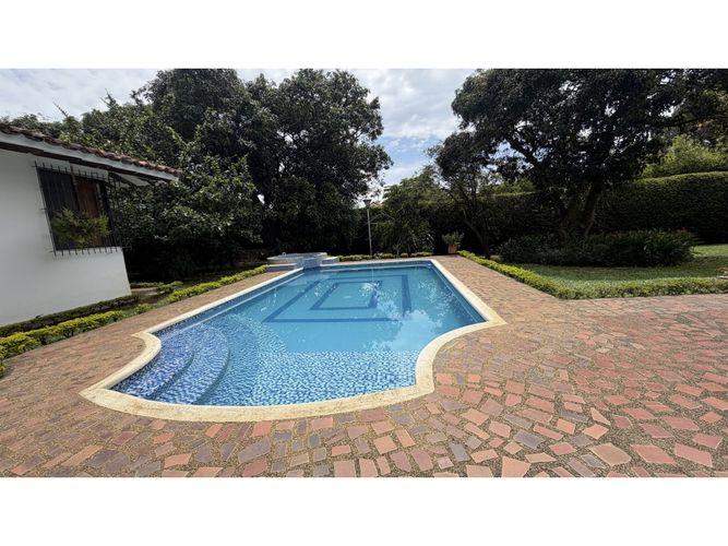 Lote en venta en Ciudad Jardin, Cali, 3500 m² · foto 9 de 16