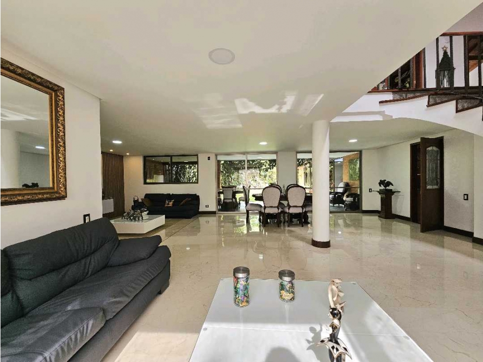6BR House in Laureles (350 m²) for Sale