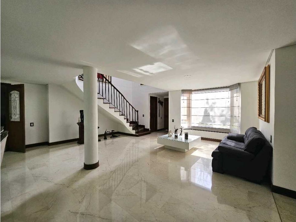 6BR House in Laureles (350 m²) for Sale - 2