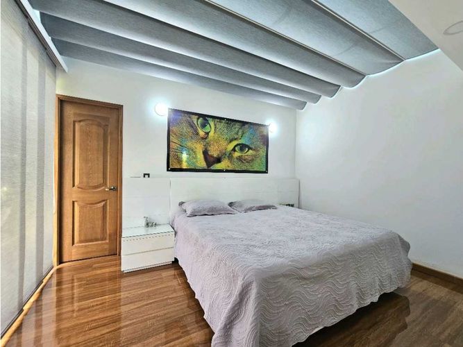 Casa de 6 alcobas en venta en Loma Del Chocho, Envigado, 350 m² · foto 16 de 24