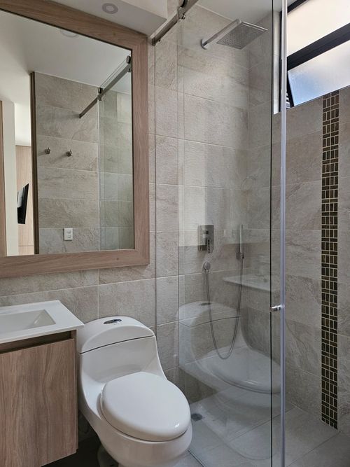Apartaestudio en venta en Santa Barbara Central, Bogotá, 51 m² · foto 5 de 5