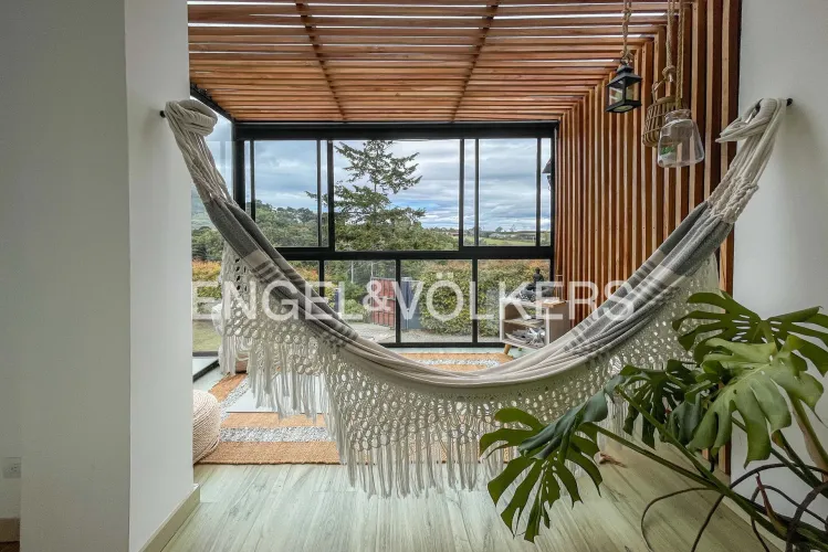 Casa de 4 alcobas en venta en Las Palmas, Envigado, 423 m² · foto 17 de 22
