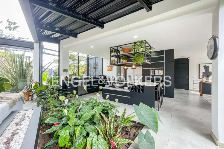 Casa de 4 alcobas en venta en Las Palmas, Envigado, 423 m² · foto 6 de 22