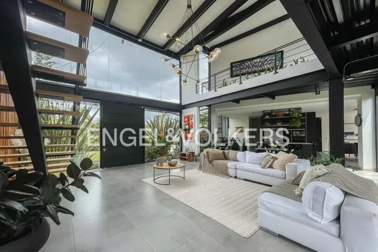 Casa de 4 alcobas en venta en Las Palmas, Envigado, 423 m² · foto 4 de 22