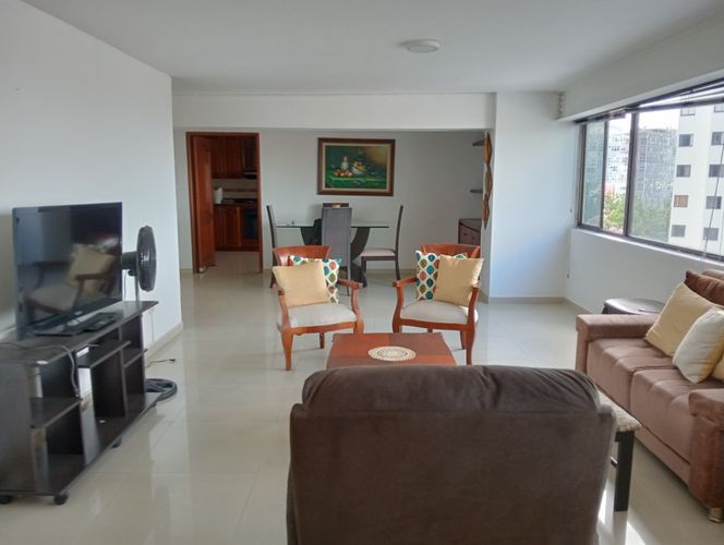 Apartamento en venta en Los Cambulos, Cali · foto 17 de 24