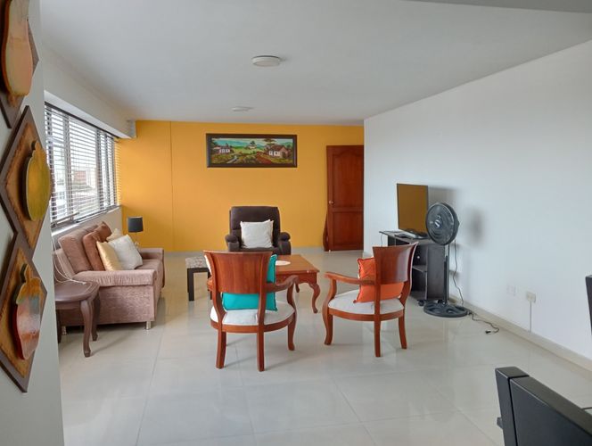 Apartamento en venta en Los Cambulos, Cali · foto 21 de 24
