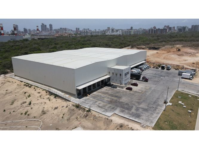 Bodega en arriendo en Batallon Infanteria, Barranquilla, 1719 m² · foto 2 de 6