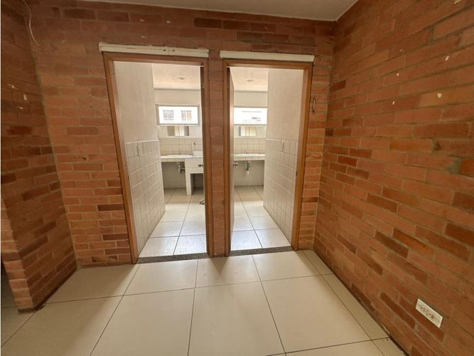 Bodega en arriendo en Centro Tocancipá, Tocancipá, 1750 m² · foto 8 de 10