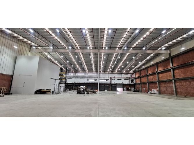 Bodega en arriendo en Boyaca, Barranquilla, 3446 m² · foto 2 de 13