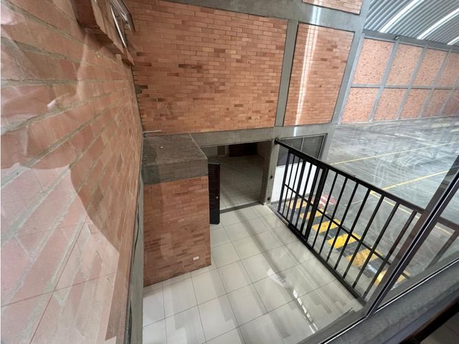 Bodega en arriendo en Centro Tocancipá, Tocancipá, 1750 m² · foto 10 de 10