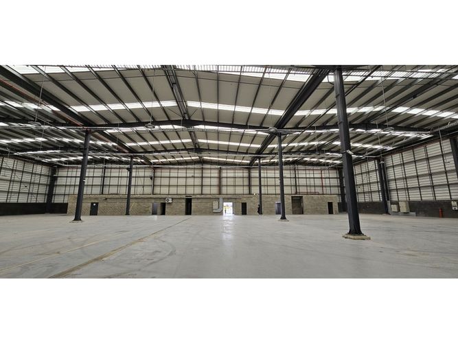 Bodega en arriendo en Esmeralda, Tocancipá · foto 8 de 11