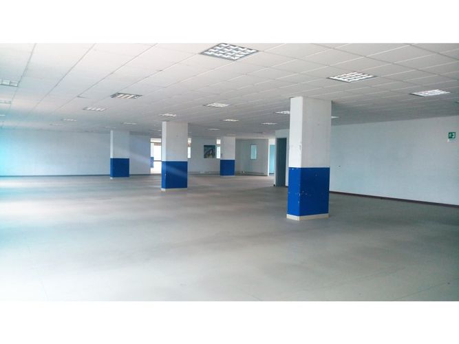 Oficina en arriendo en Siberia, Cota, 500 m² · foto 5 de 17