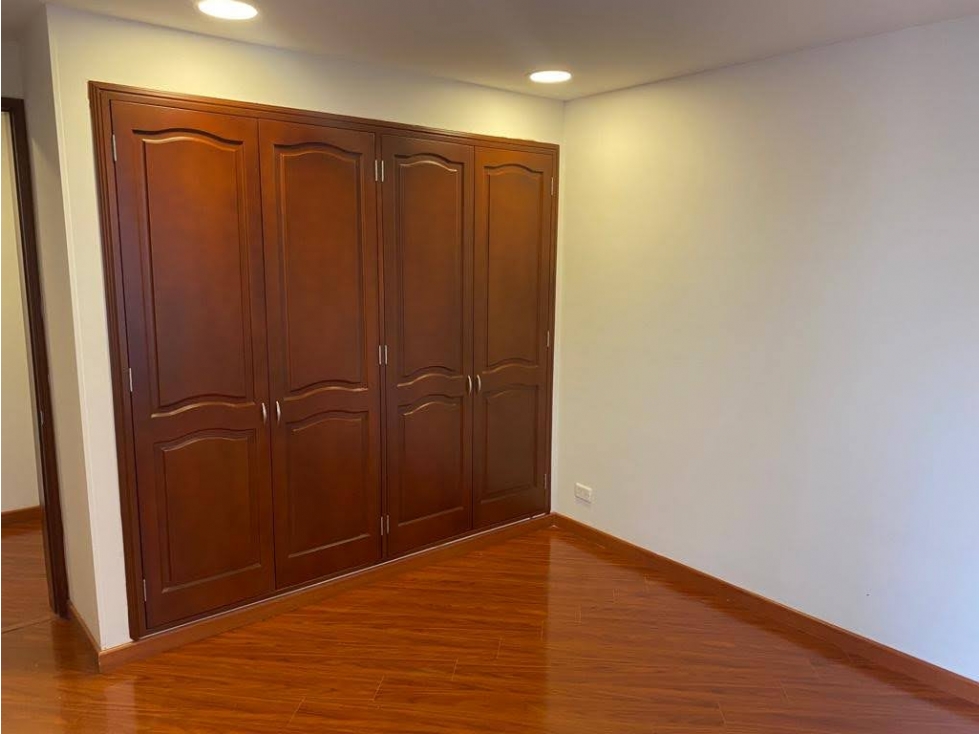 Apartamento en venta en Santa Barbara, Bogotá · foto 5 de 21
