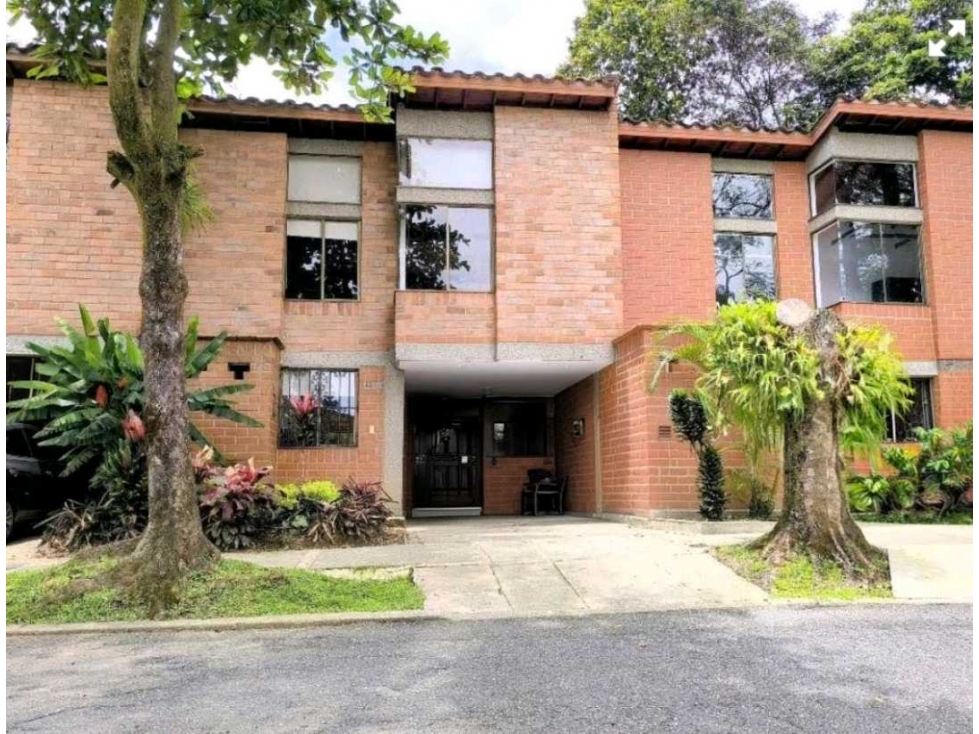 Casa en Venta en Laureles, Envigado - 2
