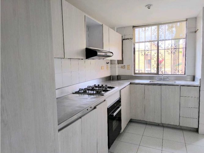 Casa de 3 alcobas en venta en Laureles, Envigado, 146 m² · foto 7 de 24