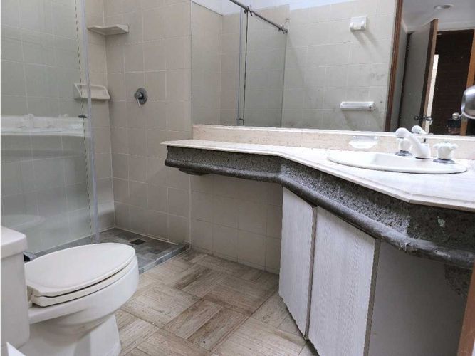 Casa de 3 alcobas en venta en Laureles, Envigado, 146 m² · foto 14 de 24
