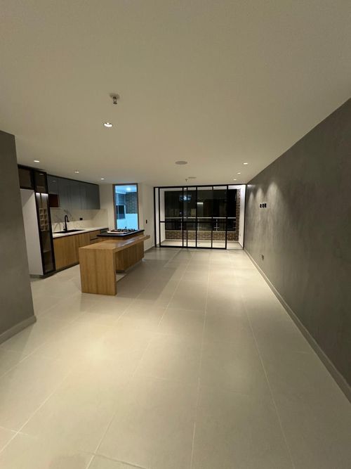 Apartamento de 2 alcobas en arriendo en Zuñiga, Medellín, 106 m² · foto 2 de 9