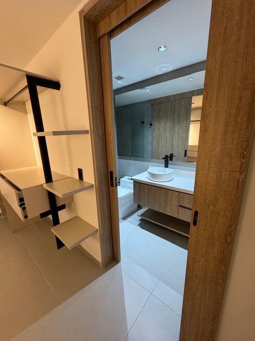 Apartamento de 2 alcobas en arriendo en Zuñiga, Medellín, 106 m² · foto 8 de 9