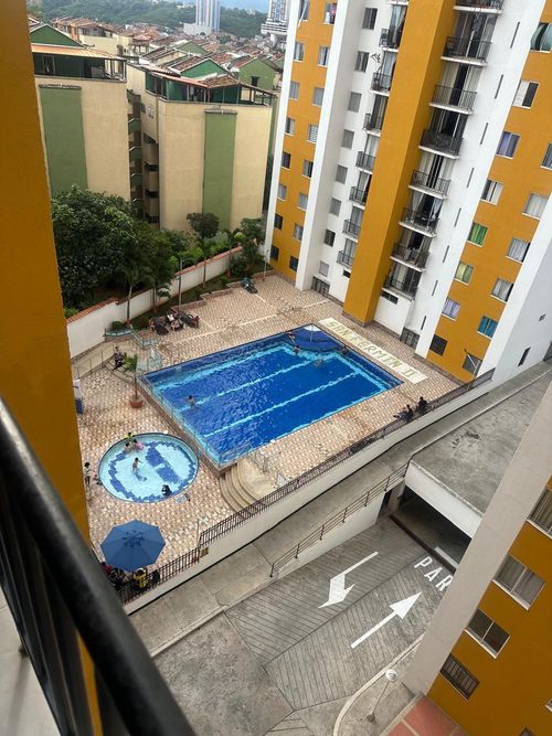 Apartamento de 3 alcobas en venta en Jardines De Coaviconsa, Bucaramanga, 74 m² · foto 8 de 24
