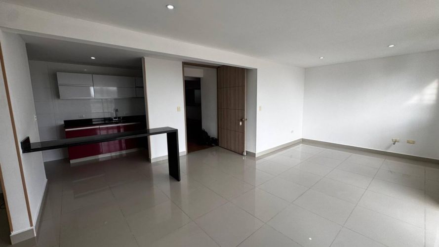 Apartamento de 3 alcobas en venta en Neiva, 92 m² · foto 6 de 19