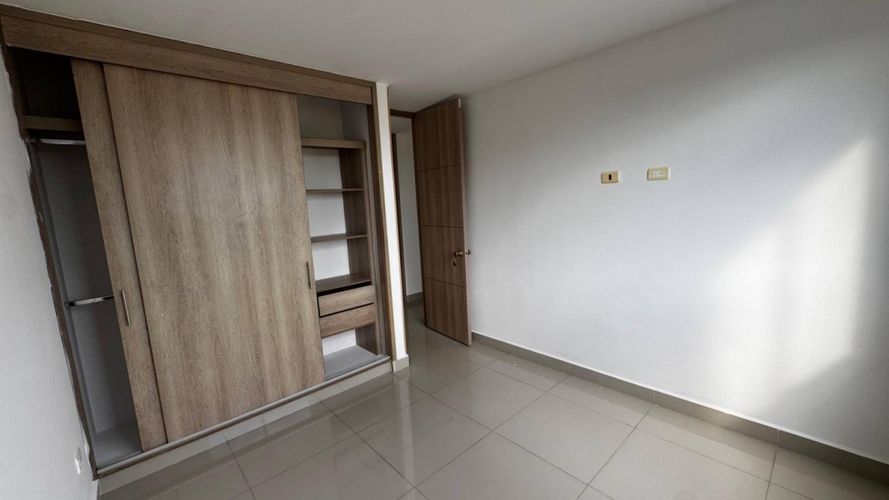 Apartamento de 3 alcobas en venta en Neiva, 92 m² · foto 14 de 19