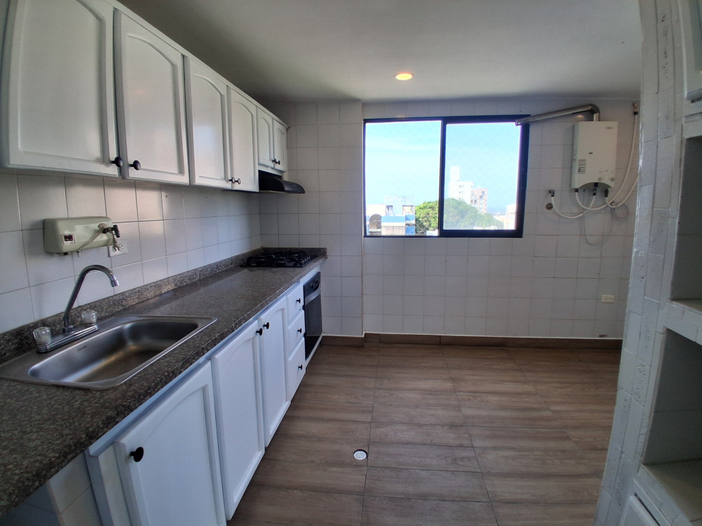 Apartamento en arriendo en Riomar, Barranquilla · foto 7 de 24