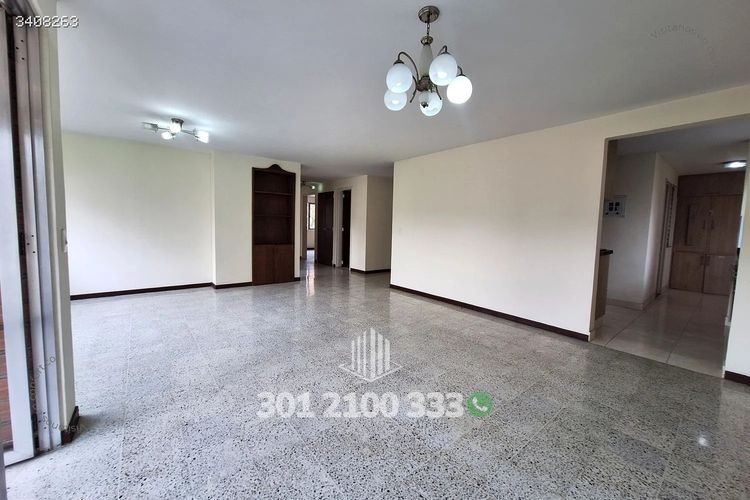 Apartamento de 3 alcobas en arriendo en Conquistadores, Medellín, 140 m² · foto 4 de 20