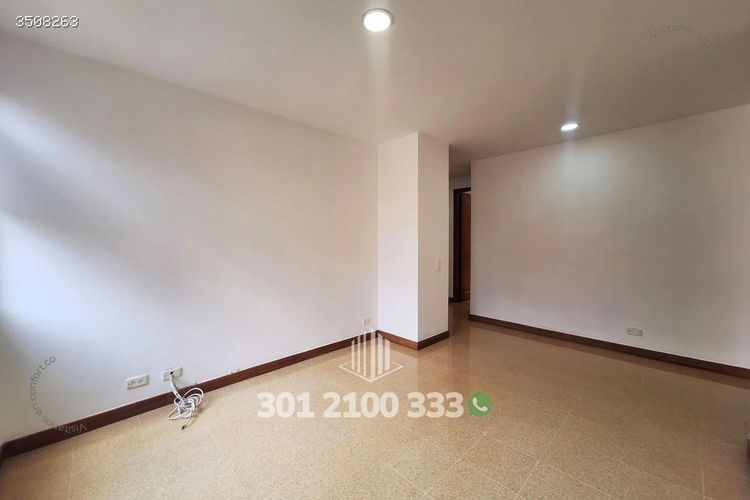 Apartamento de 3 alcobas en arriendo en Laureles, Medellín, 115 m² · foto 10 de 24