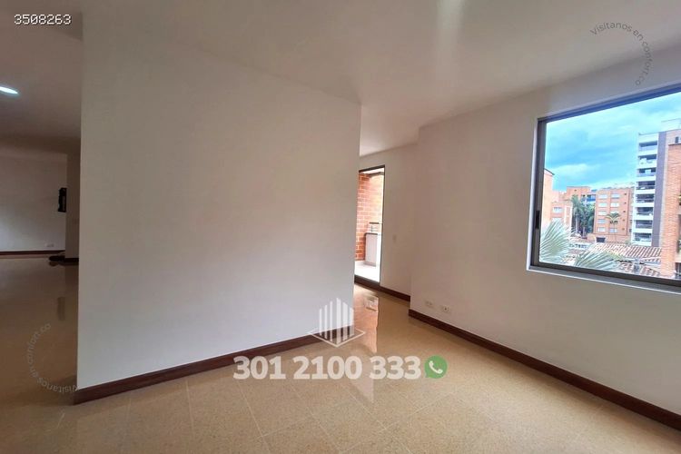 Apartamento de 3 alcobas en arriendo en Laureles, Medellín, 115 m² · foto 11 de 24