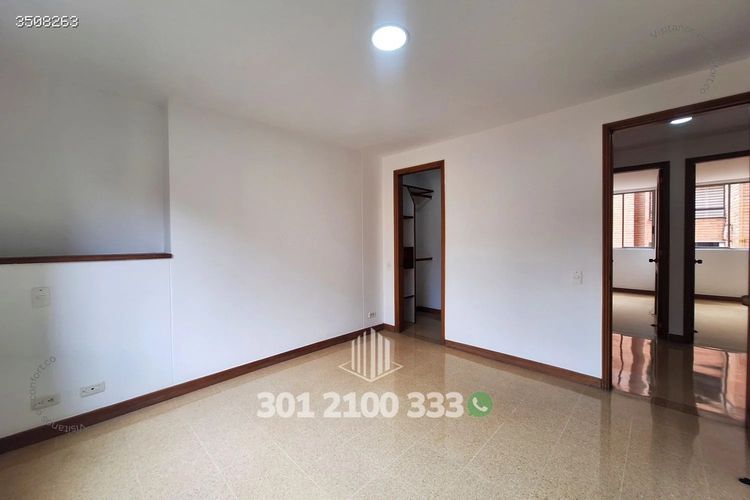 Apartamento de 3 alcobas en arriendo en Laureles, Medellín, 115 m² · foto 15 de 24