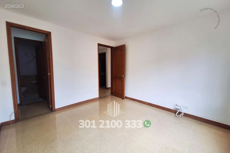 Apartamento de 3 alcobas en arriendo en Laureles, Medellín, 115 m² · foto 17 de 24