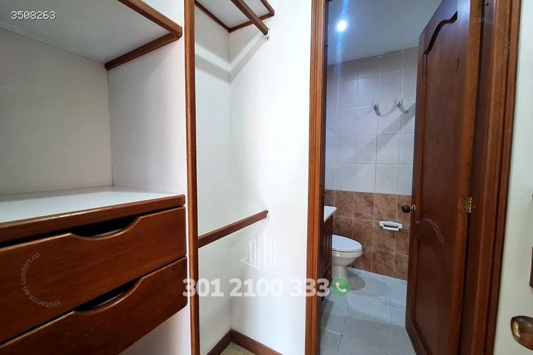 Apartamento de 3 alcobas en arriendo en Laureles, Medellín, 115 m² · foto 19 de 24
