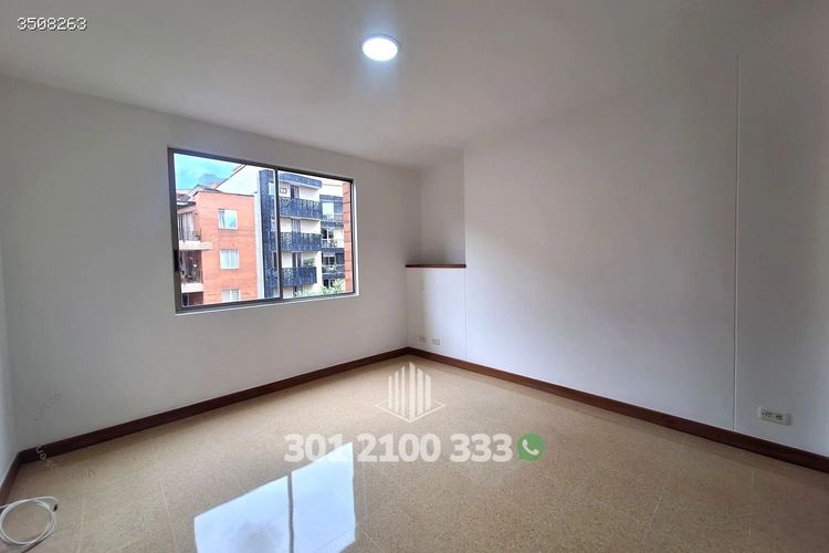 Apartamento de 3 alcobas en arriendo en Laureles, Medellín, 115 m² · foto 21 de 24