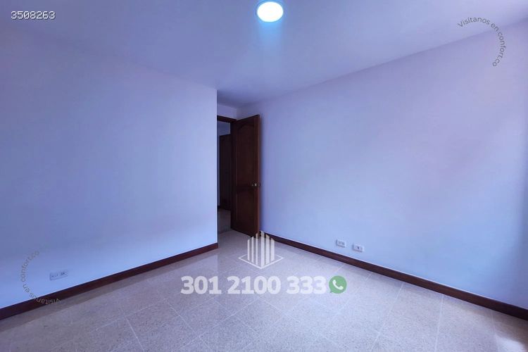 Apartamento de 3 alcobas en arriendo en Laureles, Medellín, 115 m² · foto 24 de 24