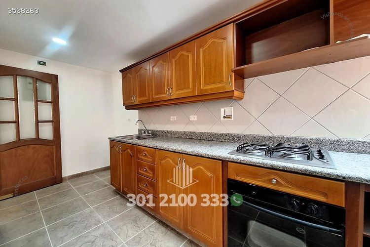 Apartamento de 3 alcobas en arriendo en Laureles, Medellín, 115 m² · foto 13 de 24
