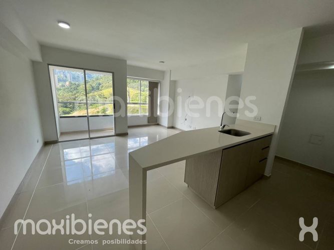 Apartamento de 2 alcobas en arriendo en Monteazul, Sabaneta, 70 m² · foto 2 de 11