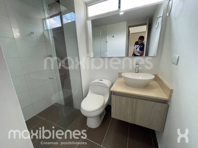 Apartamento de 2 alcobas en arriendo en Monteazul, Sabaneta, 70 m² · foto 11 de 11