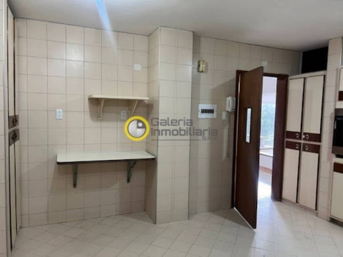 Apartamento de 3 alcobas en venta en Sotomayor, Bucaramanga, 130 m² · foto 8 de 24